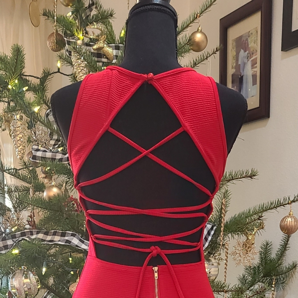 WORN ONCE! - SWEET COLLECTION - Sexy Red Form-fitting party dress! Size Small - Picture 2 of 5